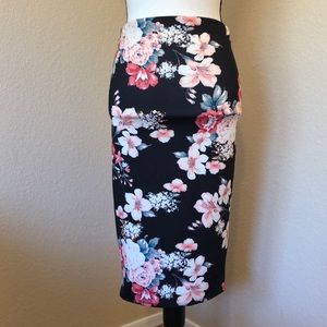 Charlotte Russe | Floral Pencil Skirt